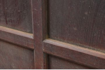 アンティーク建具　重厚!!　特注品　総欅(ケヤキ)材　昭和を感じるノスタルジックな佇まいが魅力的なガラス戸2枚セット(引き戸)(R-080970)