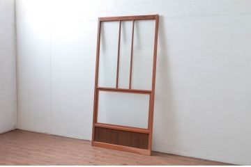 アンティーク建具　お部屋に光をたっぷりと取り込めるレトロなガラス戸1枚(引き戸)(R-080971)