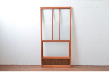 アンティーク建具　お部屋に光をたっぷりと取り込めるレトロなガラス戸1枚(引き戸)(R-080971)