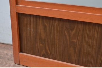 アンティーク建具　お部屋に光をたっぷりと取り込めるレトロなガラス戸1枚(引き戸)(R-080971)