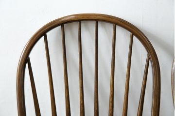 中古　柏木工　ゆったりとした座り心地が魅力的なウィンザーチェア2脚セット(ウインザーチェア、かしわ木工、KASHIWA、ダイニングチェア、板座チェア、椅子、イス)(R-080972)