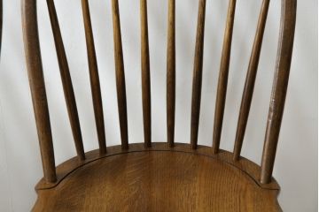 中古　柏木工　ゆったりとした座り心地が魅力的なウィンザーチェア2脚セット(ウインザーチェア、かしわ木工、KASHIWA、ダイニングチェア、板座チェア、椅子、イス)(R-080972)