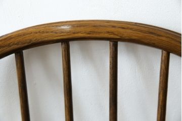 中古　柏木工　ゆったりとした座り心地が魅力的なウィンザーチェア2脚セット(ウインザーチェア、かしわ木工、KASHIWA、ダイニングチェア、板座チェア、椅子、イス)(R-080972)