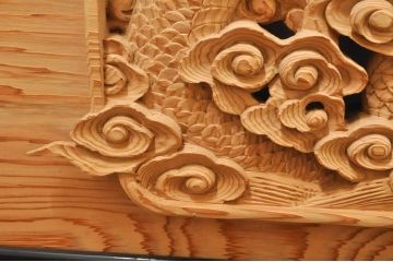 ビンテージ建具　杉(スギ)材　躍動感ある龍(竜)が見事な両面彫刻欄間(明かり取り、明り取り、ヴィンテージ)(R-080973)