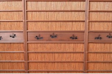 アンティーク建具　上手物!!　腰板無双付き!透かし彫りの桐紋が上品な夏戸4枚セット(引き戸、簾戸、簀戸、葭戸、すど、夏障子)(R-080976)