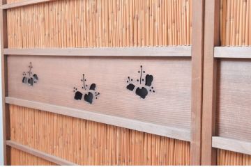 アンティーク建具　上手物!!　腰板無双付き!透かし彫りの桐紋が上品な夏戸4枚セット(引き戸、簾戸、簀戸、葭戸、すど、夏障子)(R-080976)
