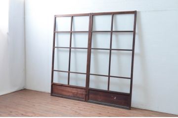 アンティーク建具　シンプルな作りが取り入れやすい!作りの良いガラス戸2枚セット(引き戸、建具)(R-080979)