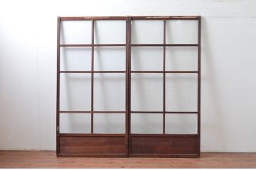 アンティーク建具　シンプルな作りが取り入れやすい!作りの良いガラス戸2枚セット(引き戸、建具)(R-080979)