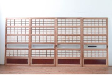 アンティーク建具　腰板欅(ケヤキ)材　和の風情感じられる裏障子付きの格子戸4枚セット(引き戸、障子戸)(R-080983)