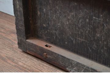 アンティーク建具　総栗材　サイズが良いね!和モダンなデザインで取り入れやすい格子蔵戸1枚(引き戸、格子戸、玄関戸)(R-080985)