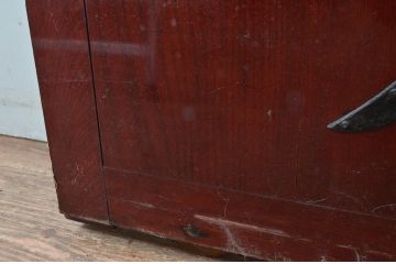 アンティーク建具　総欅(ケヤキ)材　古い木味や金具が時代の流れを感じる蔵戸1枚(引き戸、玄関戸)(R-080987)