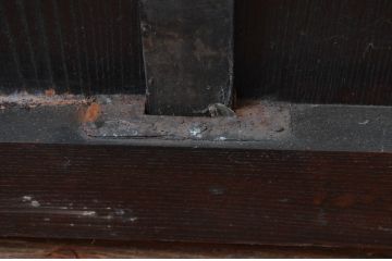 アンティーク建具　総欅(ケヤキ)材　古い木味や金具が時代の流れを感じる蔵戸1枚(引き戸、玄関戸)(R-080987)