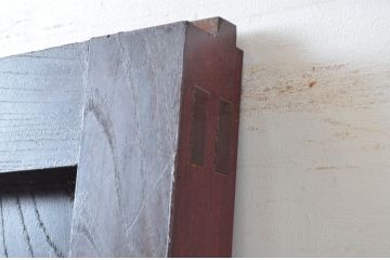 アンティーク建具　総欅(ケヤキ)材　古い木味や金具が時代の流れを感じる蔵戸1枚(引き戸、玄関戸)(R-080987)
