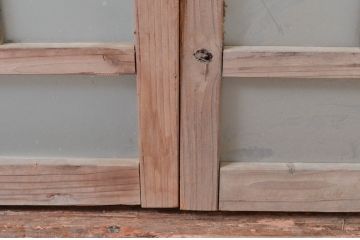 アンティーク建具　大正ロマンなデザインが魅力的な木味感じる窓2枚セット(ガラス戸、引き戸)(R-080989)