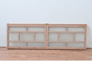アンティーク建具　大正ロマンなデザインが魅力的な木味感じる窓2枚セット(引き戸、ガラス窓)(R-080991)