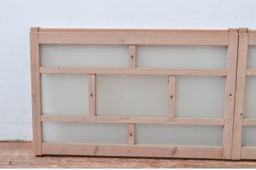 アンティーク建具　大正ロマンなデザインが魅力的な木味感じる窓2枚セット(引き戸、ガラス窓)(R-080991)