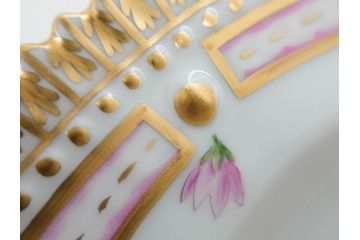デンマーク　ROYAL COPENHAGEN(ロイヤルコペンハーゲン)　フローラダニカ　ピンクの花のデザインが可愛らしいオーバルプレート(金彩、フラワー、ディッシュ、中皿、洋食器、北欧)(R-080997)　