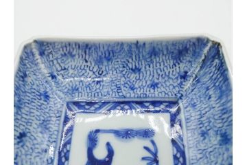 江戸期　成化年製　古伊万里　染付　微塵唐草　松竹梅文　約21cm　6.7寸　細かな絵付けが魅力の長皿2枚セット(角皿、和食器、和皿、六寸七分)(R-080998)