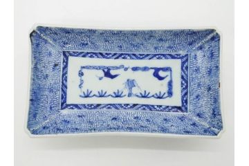 江戸期　成化年製　古伊万里　染付　微塵唐草　松竹梅文　約20cm　6.6寸　お料理を引き立ててくれる長皿2枚セット(角皿、和食器、和皿、六寸六分)(R-080999)
