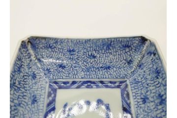江戸期　成化年製　古伊万里　染付　微塵唐草　松竹梅文　約20cm　6.6寸　お料理を引き立ててくれる長皿2枚セット(角皿、和食器、和皿、六寸六分)(R-080999)