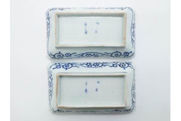 江戸期　成化年製　古伊万里　染付　微塵唐草　松竹梅文　約20cm　6.6寸　匠の美技が光る長皿2枚セット(角皿、和食器、和皿、六寸六分)(R-081000)