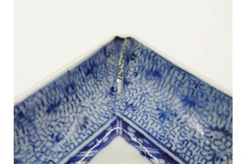 江戸期　成化年製　古伊万里　染付　微塵唐草　松竹梅文　約20cm　6.6寸　匠の美技が光る長皿2枚セット(角皿、和食器、和皿、六寸六分)(R-081000)