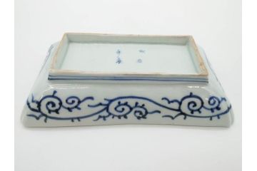江戸期　成化年製　古伊万里　染付　微塵唐草　松竹梅文　約20cm　6.6寸　匠の美技が光る長皿2枚セット(角皿、和食器、和皿、六寸六分)(R-081000)