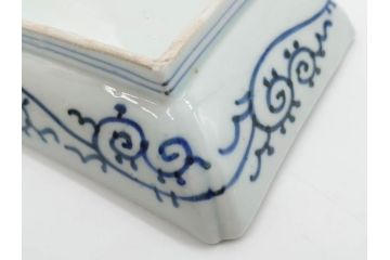 江戸期　成化年製　古伊万里　染付　微塵唐草　松竹梅文　約20cm　6.6寸　落ち着いた佇まいの長皿2枚セット(角皿、和食器、和皿、六寸六分)(R-081001)