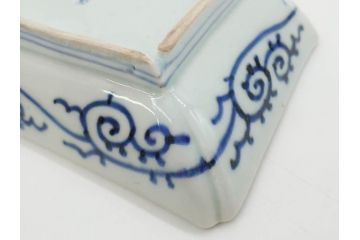 江戸期　成化年製　古伊万里　染付　微塵唐草　松竹梅文　約21cm　6.7寸　和の雰囲気漂う長皿2枚セット(角皿、和食器、和皿、六寸七分)(R-081002)