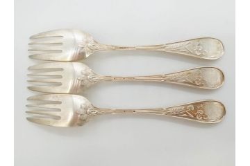 アメリカ　TIFFANY&CO.(ティファニー)　STERLINGSILVER(スターリングシルバー) Jardin　総重量 約338g　細かな花や鳥のデザインが上品なデザートフォーク6本セット(DESSERT FORKS、銀製品、洋食器、カトラリー、ジャルダン、収納袋付き、共箱付き)(R-081003)