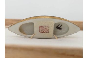 陶器製　九谷焼　色々な組み合わせが楽しめる帯留6点セット(金彩、タマムシ?、南天、龍、鶴、ツル、花、在銘作家物、仙、小乕?、帯留め、着物道具、和装小物、アクセサリー)(R-081006)