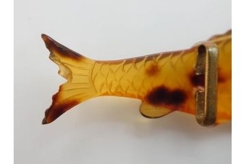 アンティーク　時代物　べっ甲(鼈甲)　美しい艶が魅力の帯留4点セット(魚、鯉、花、帯留め、着物道具、和装小物、アクセサリー、共箱付き)(R-081007)
