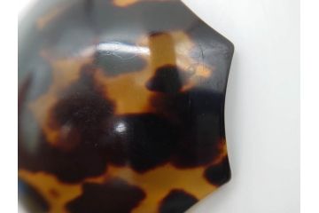 アンティーク　時代物　べっ甲(鼈甲)　美しい艶が魅力の帯留4点セット(魚、鯉、花、帯留め、着物道具、和装小物、アクセサリー、共箱付き)(R-081007)