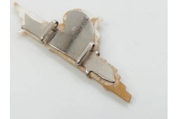 アンティーク　時代物　珊瑚　ピンク　桃色　螺鈿細工　SPM刻印　和の装いを引きたてる帯留6点セット(サンゴ、鯉、魚、竹梅?、帯留め、着物道具、和装小物、アクセサリー)(R-081008)