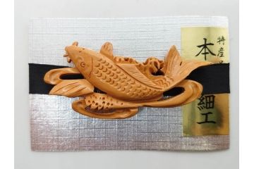 木製　本つげ細工　細かな彫りが見事な帯留6点セット(在銘作家物、介山、鯉、魚、翁面、帆船、花、月?、着物道具、和装小物、アクセサリー、帯締め、帯留め)(R-081010)