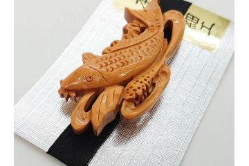 木製　本つげ細工　細かな彫りが見事な帯留6点セット(在銘作家物、介山、鯉、魚、翁面、帆船、花、月?、着物道具、和装小物、アクセサリー、帯締め、帯留め)(R-081010)