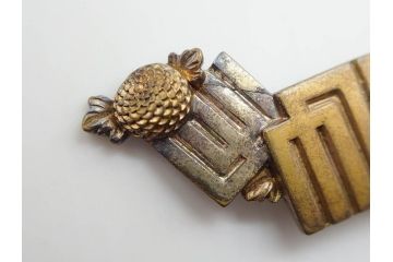 アンティーク　時代物　金工　彫金　気品を感じる帯留7点セット(在銘作家物、弘光、ハト、鳩、ツル、鶴、花、波に千鳥、観世水、帯留め、着物道具、和装小物、アクセサリー、ケース付き)(R-081012)