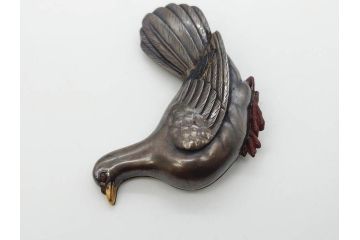 アンティーク　時代物　金工　彫金　気品を感じる帯留7点セット(在銘作家物、弘光、ハト、鳩、ツル、鶴、花、波に千鳥、観世水、帯留め、着物道具、和装小物、アクセサリー、ケース付き)(R-081012)