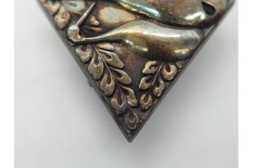 アンティーク　時代物　金工　彫金　気品を感じる帯留7点セット(在銘作家物、弘光、ハト、鳩、ツル、鶴、花、波に千鳥、観世水、帯留め、着物道具、和装小物、アクセサリー、ケース付き)(R-081012)
