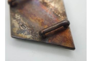 アンティーク　時代物　金工　彫金　気品を感じる帯留7点セット(在銘作家物、弘光、ハト、鳩、ツル、鶴、花、波に千鳥、観世水、帯留め、着物道具、和装小物、アクセサリー、ケース付き)(R-081012)