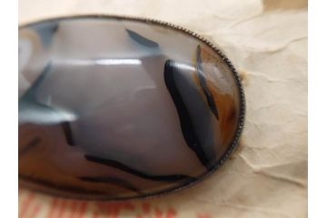 縞瑪瑙(シマメノウ)　タイガーアイ?　アンモナイト　独特な雰囲気に惹き込まれる帯留8点セット(鉱物、化石、帯留め、着物道具、和装小物、アクセサリー、ケース付き)(R-081013)