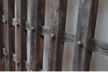 アンティーク建具　時代を経た趣が感じられる荒格子窓1組、4枚セット(格子戸、引き戸)(R-081016)