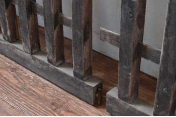 アンティーク建具　時代を経た趣が感じられる荒格子窓1組、4枚セット(格子戸、引き戸)(R-081016)