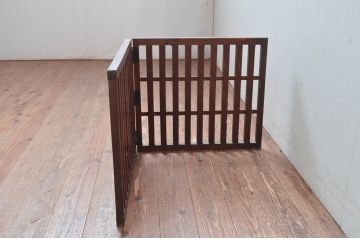和製アンティーク　総欅(ケヤキ)材　シンプルで使い勝手の良い帳場格子(衝立、つい立て、衝い立て、パーテーション)(R-081017)