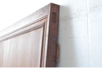 アンティーク建具　高級　特注品!!　上手物　凝ったデザインが目を惹かれる扉1枚(ドア、木製扉)(R-081021)