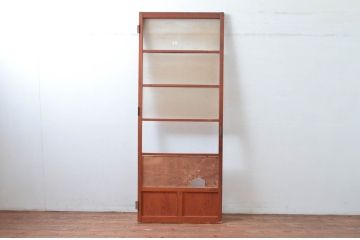 アンティーク建具　木の温かみある風合いが魅力的なドア1枚(扉、ガラス扉、木製扉)(R-081024)