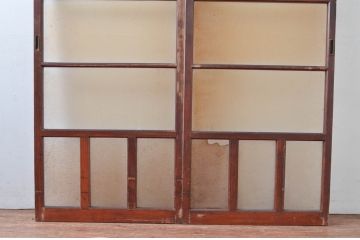 アンティーク建具　ノスタルジックな雰囲気あふれる幅狭ガラス戸2枚セット(引き戸、建具)(R-081025)
