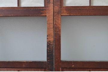 アンティーク建具　風情のある佇まいが魅力的な裏障子付きの格子戸2枚セット(引き戸、障子戸、ガラス戸)(R-081026)
