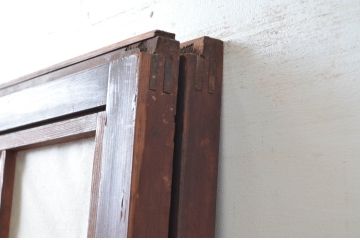 アンティーク建具　風情のある佇まいが魅力的な裏障子付きの格子戸2枚セット(引き戸、障子戸、ガラス戸)(R-081026)