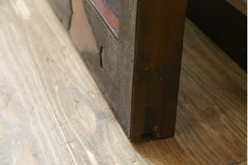 アンティーク建具　最高級　重厚感のある金具が魅力的な格子蔵戸　(R-081030)